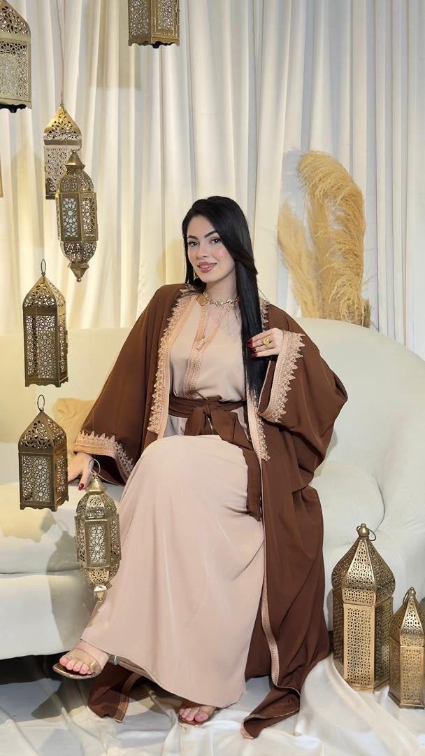 Model Ryhana